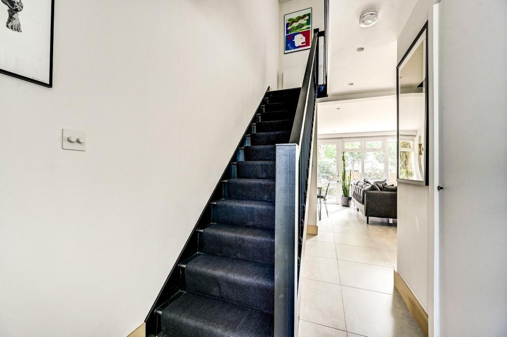 Апартаменты Guestready - Bold Modernity Near Kennington Park Лондон Экстерьер фото